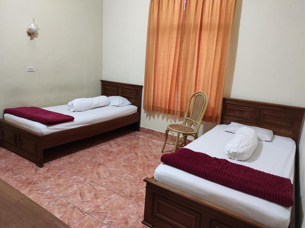 Hotel Randik Sekayu エクステリア 写真
